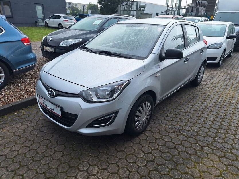 i20
