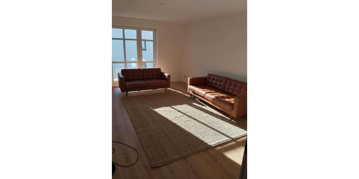 Helle 2-Zimmer-Wohnung mit Balkon & Tiefgarage – zentral DBR 2 zimmer