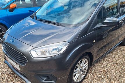 Ford Tourneo Courier 100.000 km 7.990 &euro; Rostock 18146