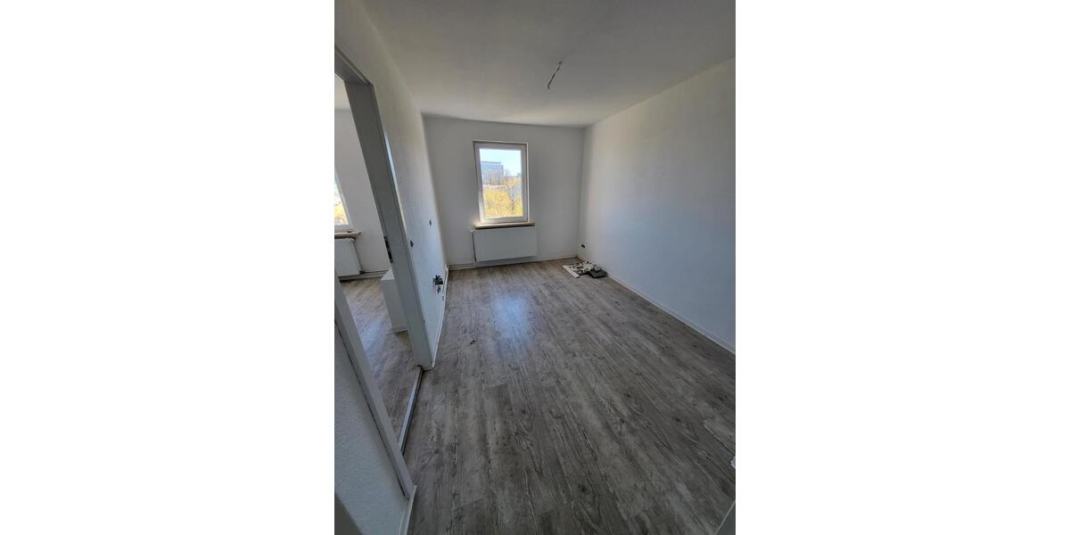 Dachgeschoßwohnung Rostock Hansaviertel - 2 Zimmer, 41 m&sup2;, 450&euro; | Angebot:26635656