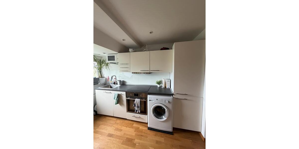Dachgeschoßwohnung Rostock - 2 Zimmer, 53 m&sup2;, 913&euro; | Angebot:26613758
