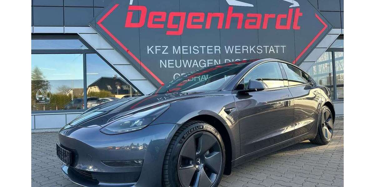 Tesla Model 3 48.860 km 31.990 € Mönchhagen 18182