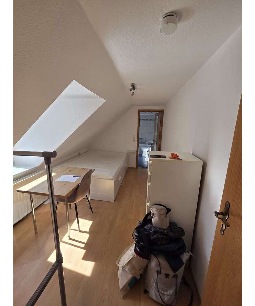 Wohnung zum Mieten in Rostock 400 € 18.7 m²