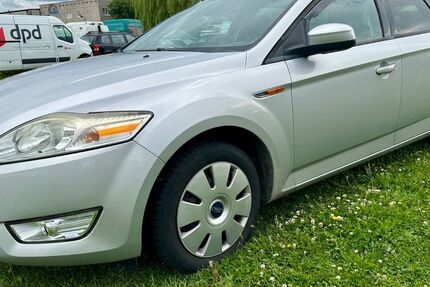 Ford Mondeo 207.324 km 2.600 € Rostock 18147