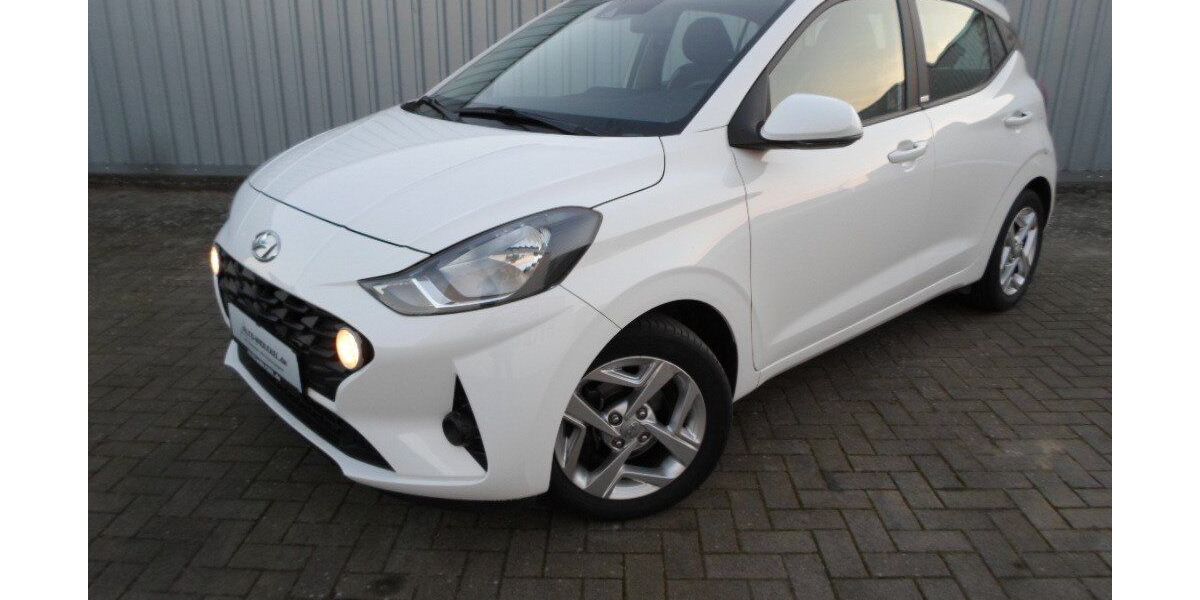 Hyundai i10 26.969 km 12.990 &euro; Ribnitz-Damgarten 18311