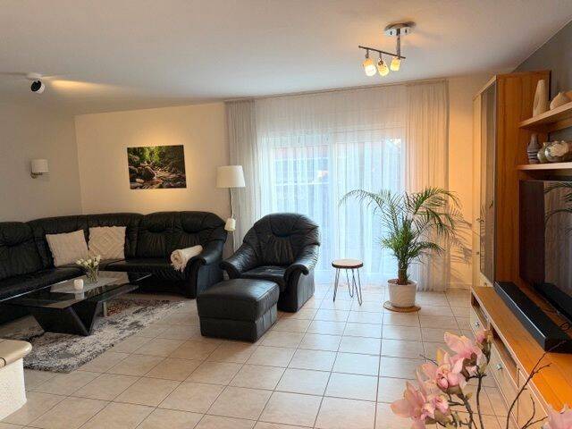 Einfamilienhaus Laage - 5 Zimmer, 140 m&sup2;, 485.000&euro; | Angebot:26038270