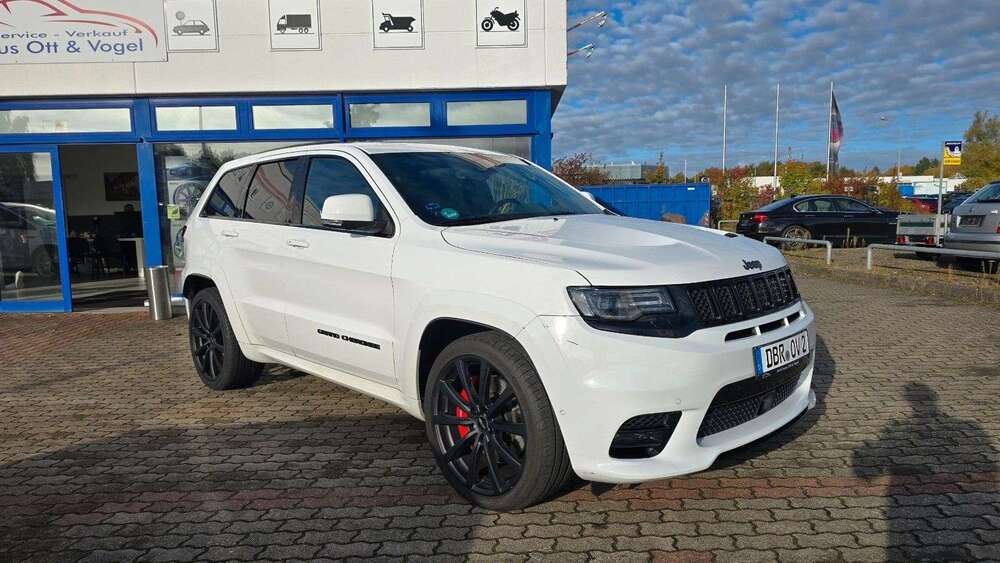 Jeep Grand Cherokee 49.400 km 43.700 &euro; Bad Doberan 18209