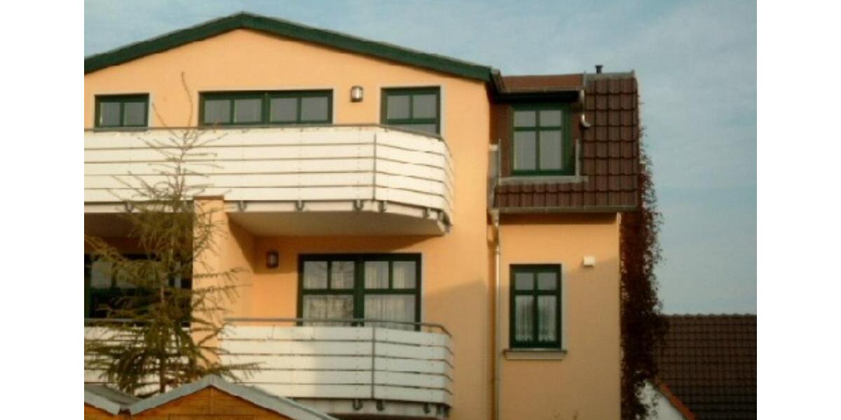 Dachgeschoßwohnung Bad Doberan - 3 Zimmer, 82 m&sup2;, 900&euro; | Angebot:24828203