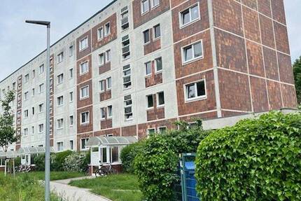 Wohnung Rostock Dierkow-Neu - 4 Zimmer, 72 m&sup2;, 800&euro; | Angebot:26787474