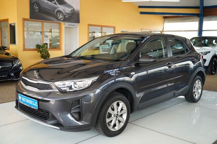 Kia Stonic 87.850 km 14.880 &euro; Bad Doberan 18209