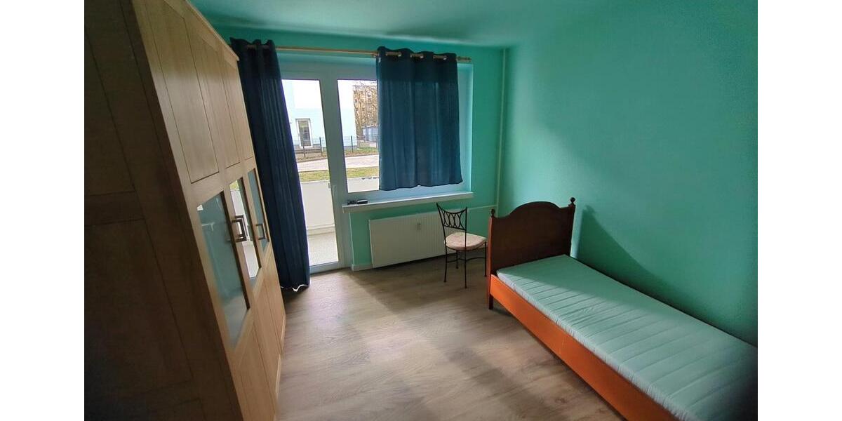 Etagenwohnung Rostock Groß-Klein - 5 Zimmer, 88 m&sup2;, 1.050&euro; | Angebot:26314274