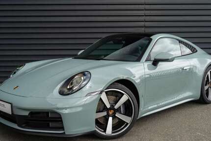 Porsche 992 2.950 km 149.750 &euro; Papendorf 18059