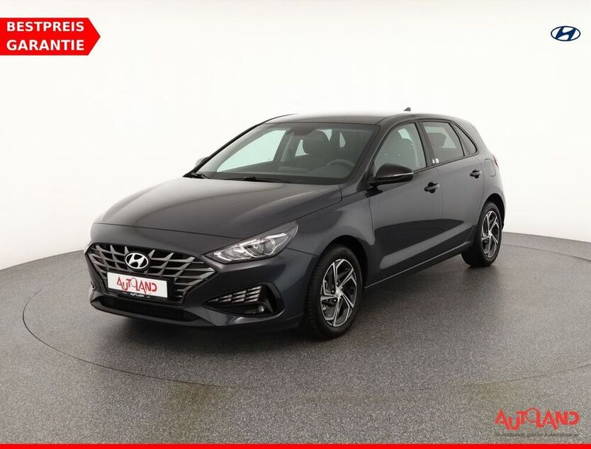 i30