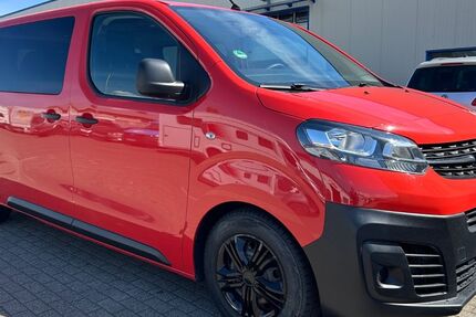 Opel Vivaro 174.500 km 15.708 &euro; Stäbelow bei Rostock 18198
