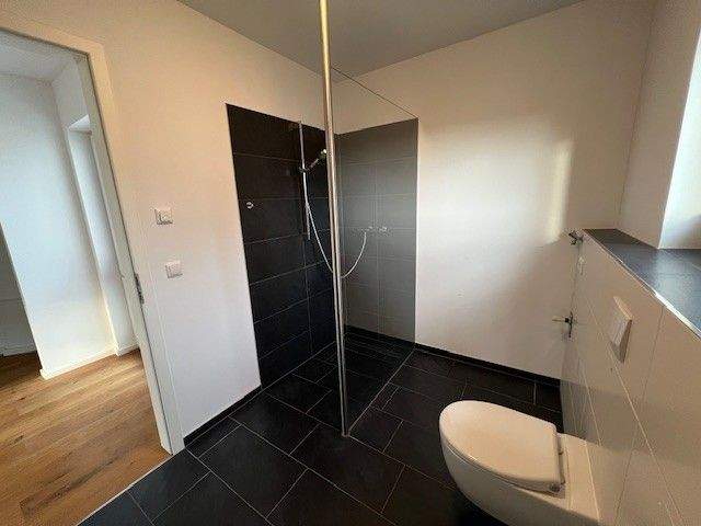 Mehrfamilienhaus, Wohnhaus Rostock Elmenhorst - 6 Zimmer, 180 m&sup2;, 785.000&euro; | Angebot:24632610