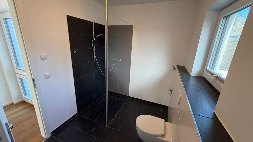 Mehrfamilienhaus, Wohnhaus Rostock Elmenhorst - 6 Zimmer, 180 m&sup2;, 785.000&euro; | Angebot:25666893