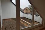 4 Zimmer DG- Wohnung mit EBK und Loggia