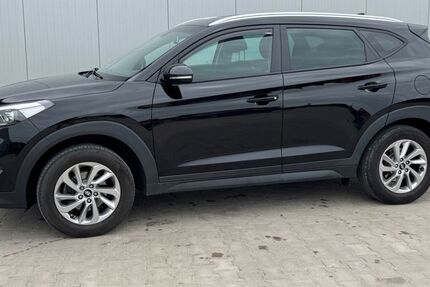 Hyundai TUCSON 98.382 km 13.490 &euro; Ribnitz / Nähe Rostock 18311
