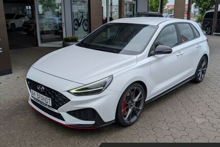 Hyundai i30 25.250 km 31.990 &euro; Rostock 18146