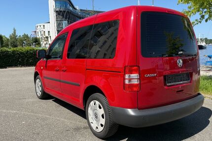 VW Caddy 240.234 km 7.990 &euro; Rostock 18069