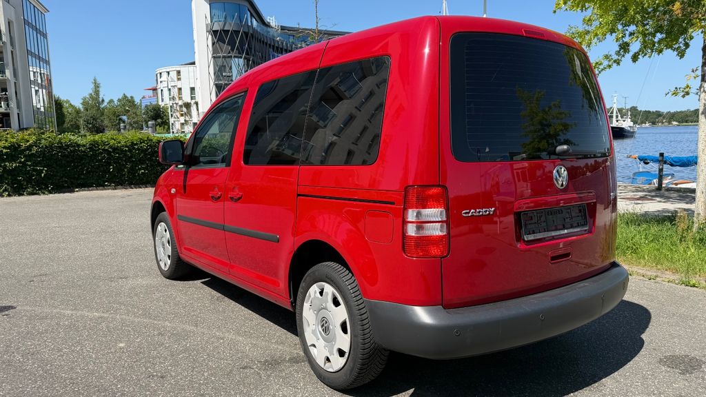 VW Caddy 240.234 km 7.990 &euro; Rostock 18069