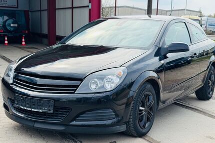 Opel Astra 130.099 km 2.399 &euro; Rostock 18069