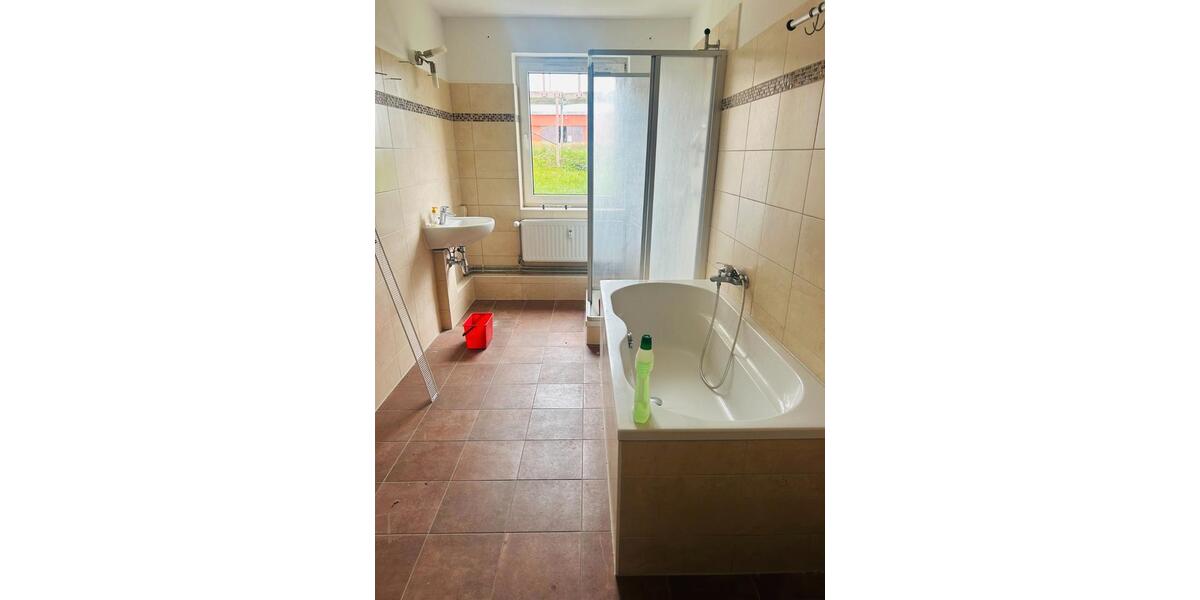Etagenwohnung Rostock Alt Bartelsdorf - 8 Zimmer, 210 m&sup2;, 1.501&euro; | Angebot:26424394