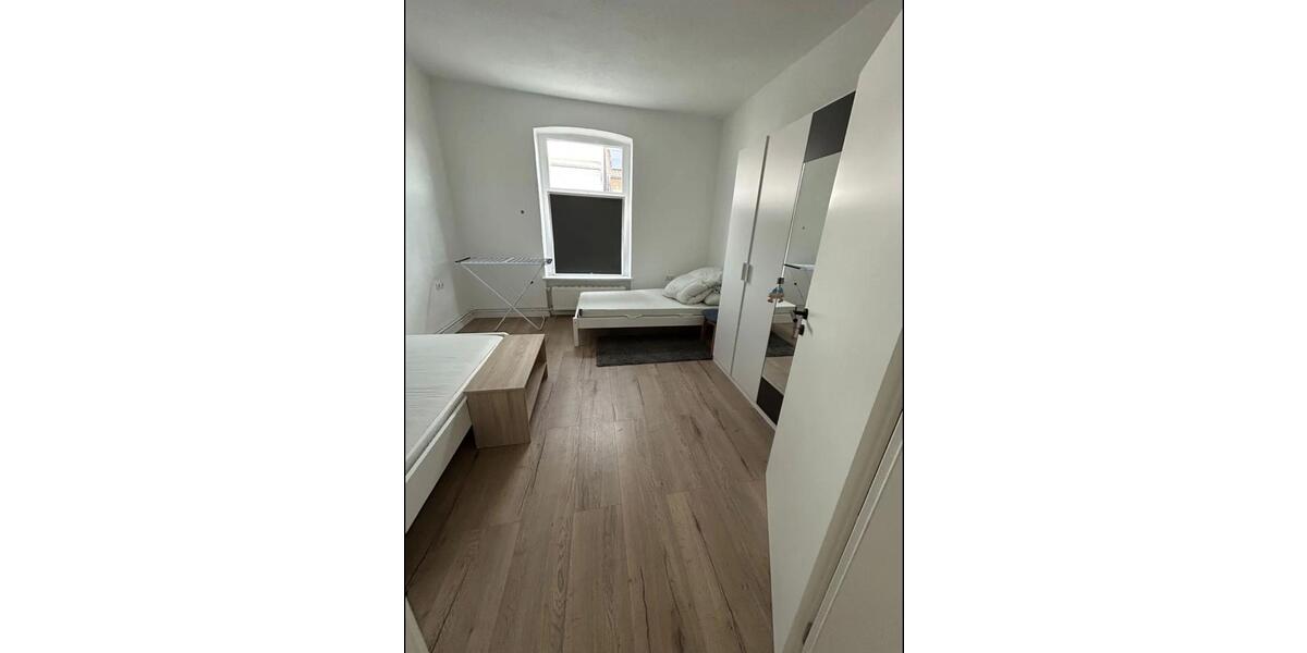 Erdgeschoßwohnung Bützow - 1 Zimmer, 27 m&sup2;, 22&euro; | Angebot:26165215