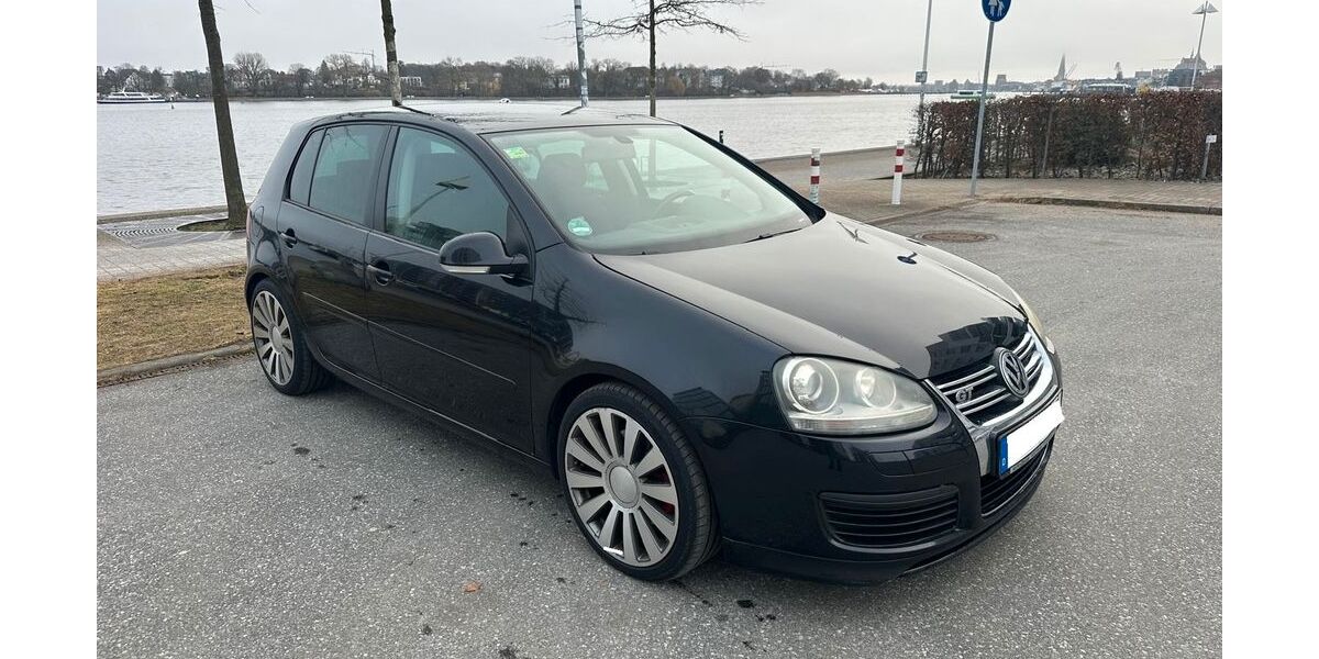 VW Golf 226.380 km 4.999 &euro; Rostock 18069