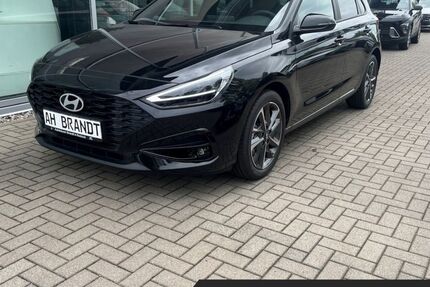 Hyundai i30 2.000 km 28.490 &euro; Rostock 18146