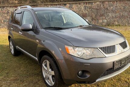 Mitsubishi Outlander 186.371 km 2.990 &euro; Tessin 18195