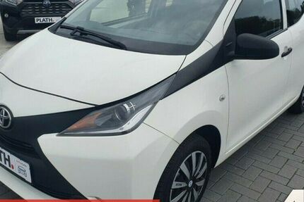 Toyota Aygo (X) 103.000 km 7.290 € Rostock-Warnemünde 18119
