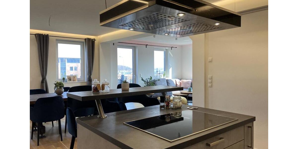 Etagenwohnung Rostock Hansaviertel - 4 Zimmer, 154 m&sup2;, 2.000&euro; | Angebot:23620104