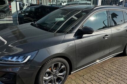 Ford Focus 20.871 km 24.890 &euro; Rostock 18059