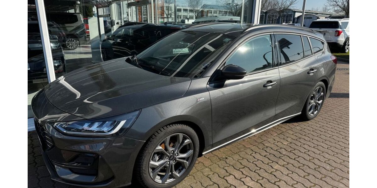 Ford Focus 20.871 km 24.890 &euro; Rostock 18059