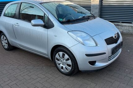 Toyota Yaris 211.000 km 2.150 &euro; Bad Doberan 18209