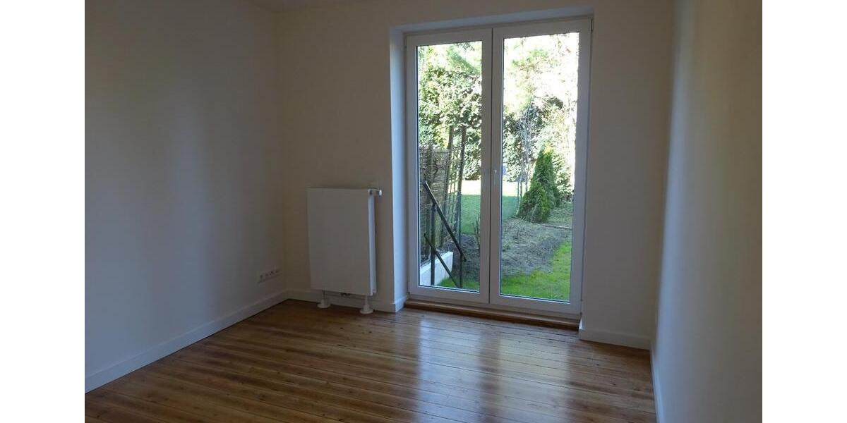 Erdgeschoßwohnung Rostock Hansaviertel - 4 Zimmer, 100 m&sup2;, 1.490&euro; | Angebot:26637151