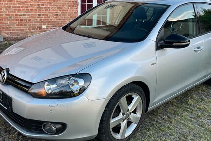 VW Golf 149.460 km 7.499 &euro; Bargeshagen 18211