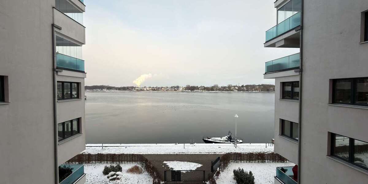 Wohnung zum Mieten in Rostock 1.950 € 90.15 m² 2.5 zimmer