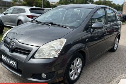 Toyota Corolla Verso 243.457 km 3.990 &euro; Rostock 18059