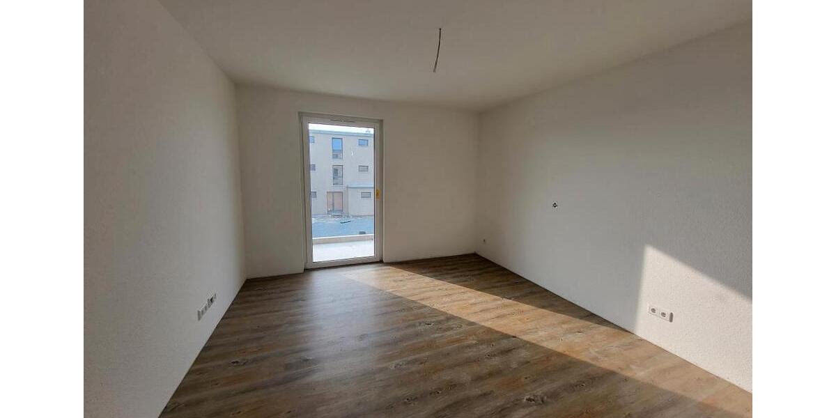 Etagenwohnung Tessin - 3 Zimmer, 80 m&sup2;, 989&euro; | Angebot:26676795
