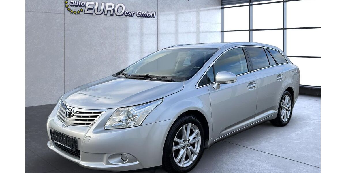 Toyota Avensis 299.000 km 3.450 &euro; Rostock 18106
