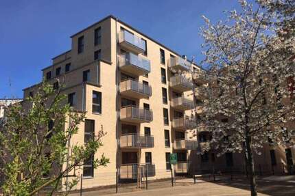 Wohnung zum Mieten in Rostock 406,58 € 70.71 m²