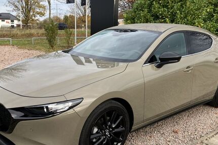 Mazda 3 1.569 km 25.990 &euro; Rostock-Roggentin 18184