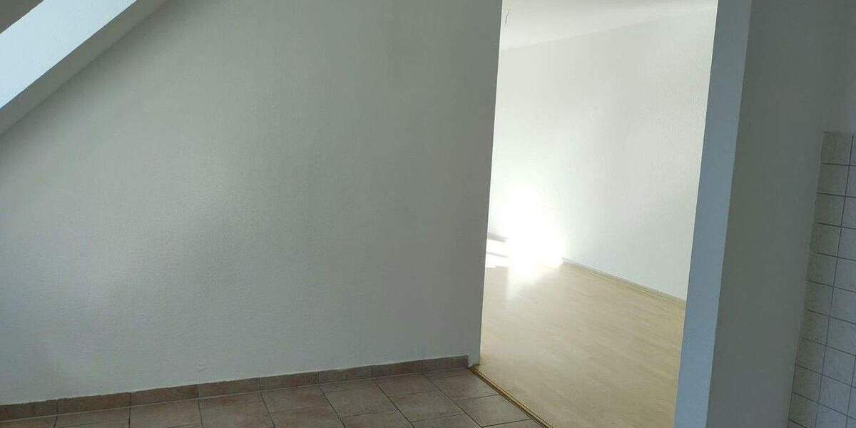 Etagenwohnung Rostock Groß Klein - 4 Zimmer, 99 m&sup2;, 450.000&euro; | Angebot:24746963