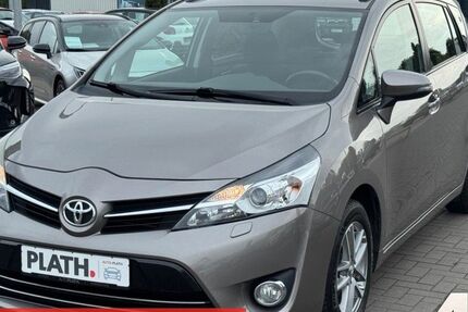 Toyota Verso 238.287 km 7.900 € Rostock-Warnemünde 18119