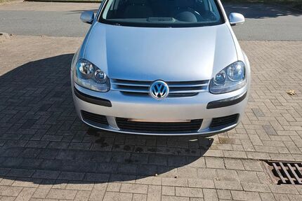 VW Golf 127.728 km 2.850 € Rostock 18109