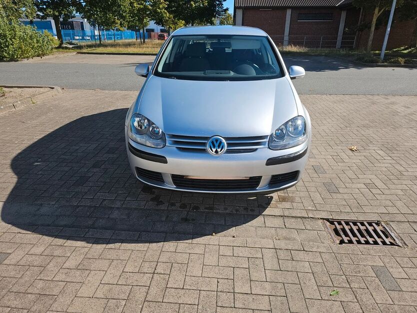 VW Golf 127.728 km 2.850 € Rostock 18109
