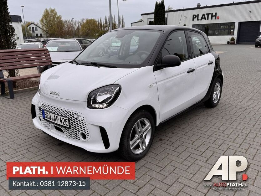 Smart ForFour 18.474 km 13.490 € Rostock-Warnemünde 18119