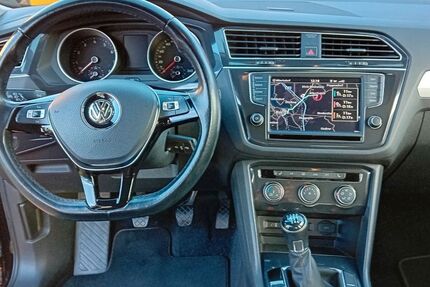 VW Tiguan 66.700 km 15.490 &euro; Bentwisch 18182